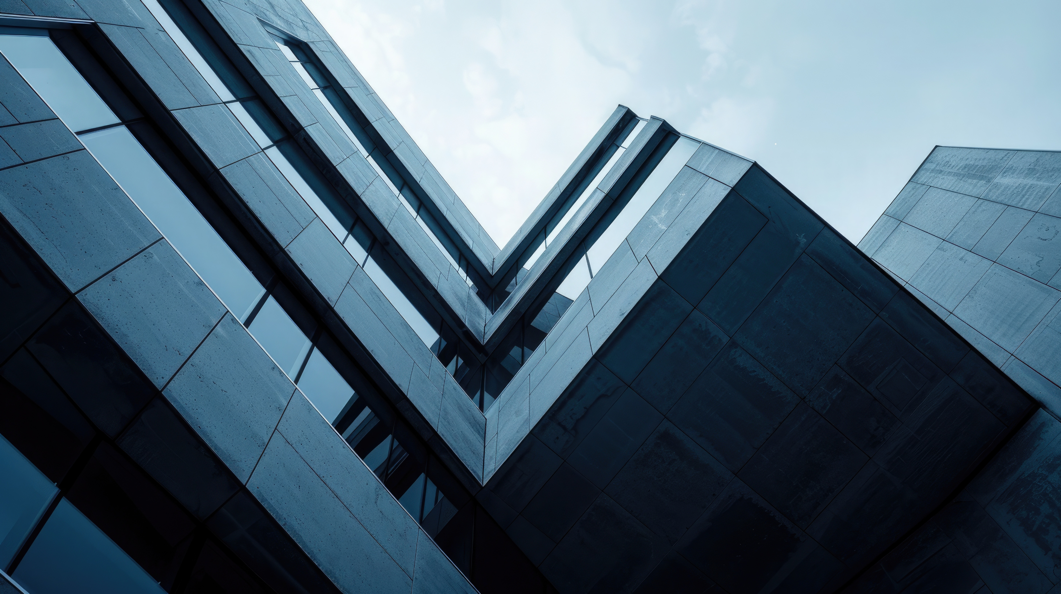 Geometrical steel wall